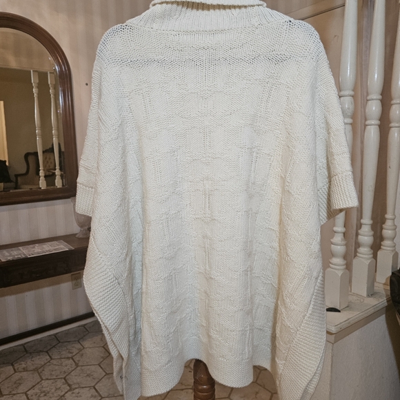 Coach Signature Wool Blend Poncho - Picture 3 of 8